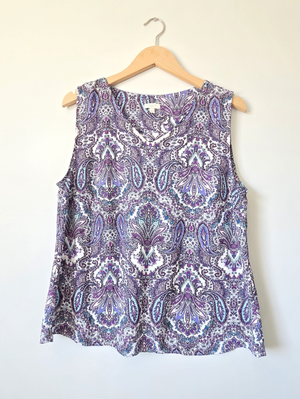 Talbots Sleeveless Paisley Blouse Size Large Blue Purple Top EUC